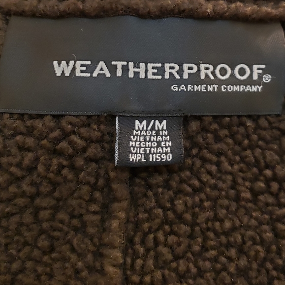 Coat - Picture 8 of 10